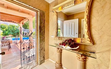 Property slide 28