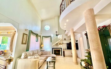 Property slide 31