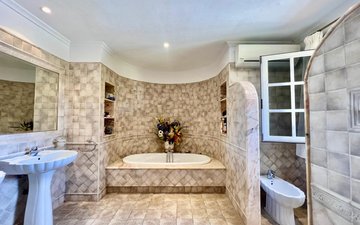 Property slide 50