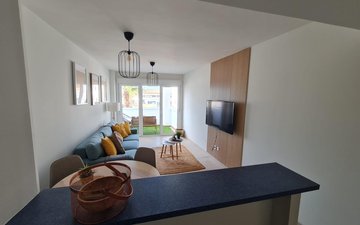 Property slide 6
