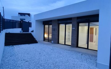 Property slide 10