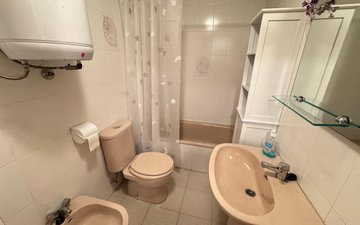 Property slide 24
