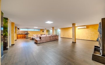 Property slide 23