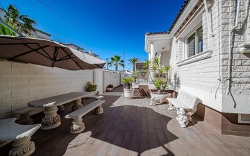 Property slide 39