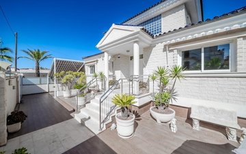 Property slide 48