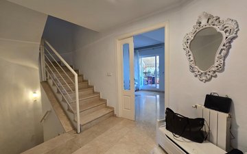 Property slide 14