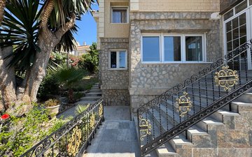 Property slide 14