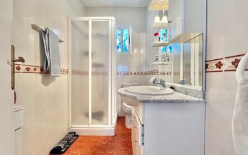 Property slide 14