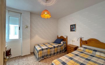Property slide 21
