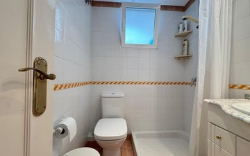Property slide 25