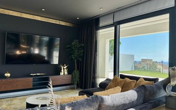 Property slide 14