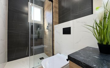 Property slide 40