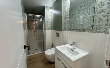 Property slide 20