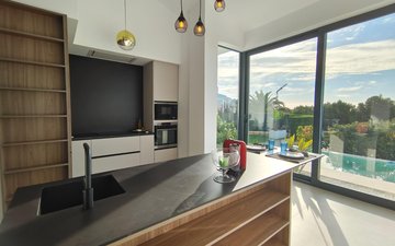 Property slide 7