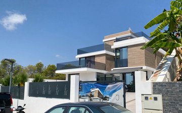 Property slide 7