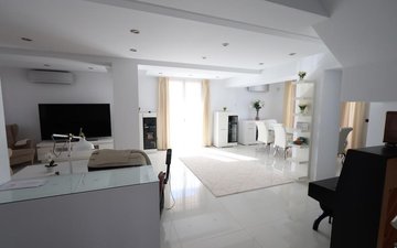 Property slide 11