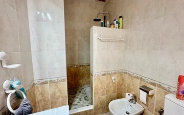 Property slide 14