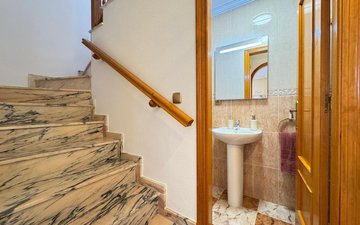 Property slide 31