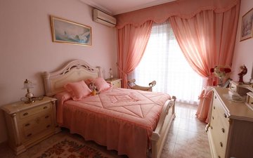 Property slide 10