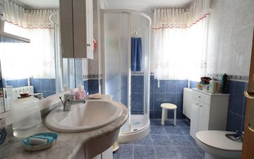 Property slide 14