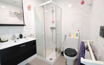 Property slide 14