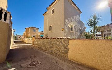 Property slide 21