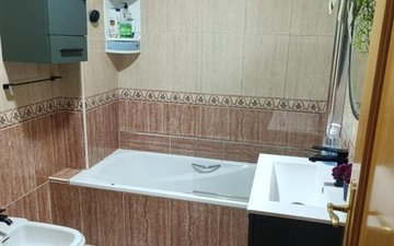 Property slide 10