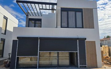 Property slide 14