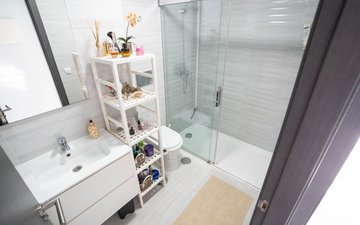 Property slide 17