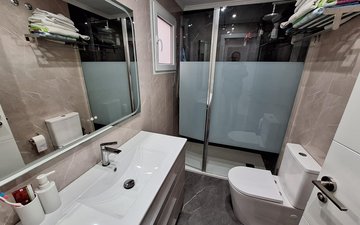 Property slide 20