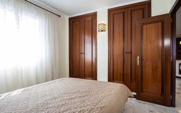 Property slide 25