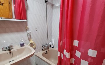 Property slide 10