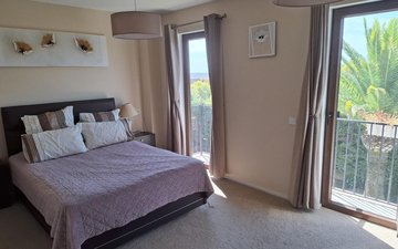 Property slide 10