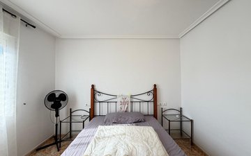 Property slide 22