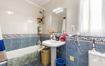 Property slide 15