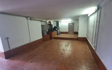 Property slide 7