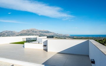 Property slide 10