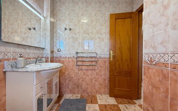 Property slide 48