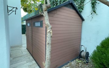 Property slide 10