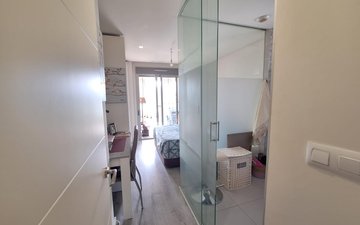 Property slide 16