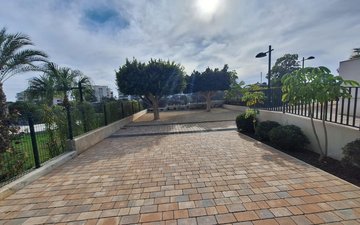 Property slide 48