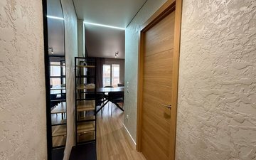 Property slide 32
