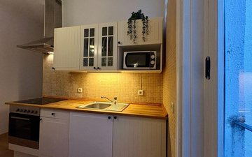Property slide 7