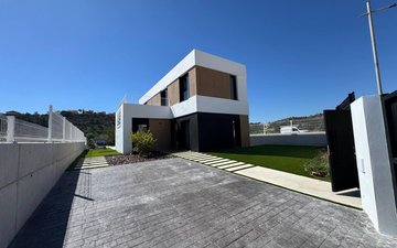 Property slide 6