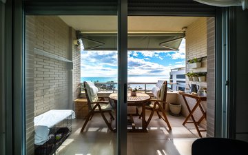 Property slide 10