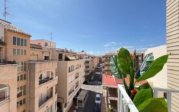 Property slide 22