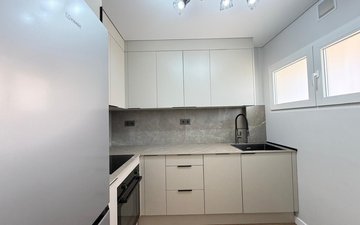 Property slide 20