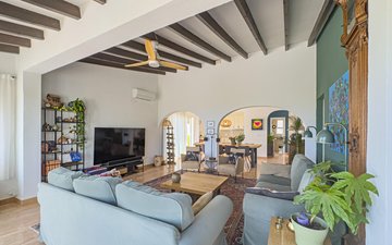 Property slide 10