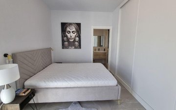 Property slide 22