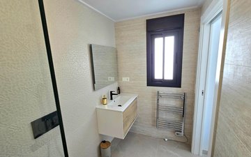 Property slide 25